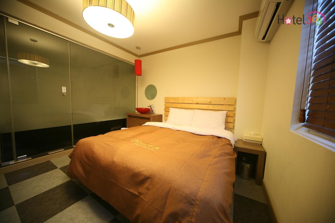 Chuncheon Myeongdong Hotel Zewnętrze zdjęcie